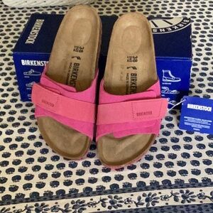 Birkenstock Women's Pink Sandals Size 7/38